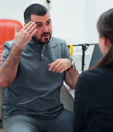 Когда стоит обратиться к пластическому хирургу?